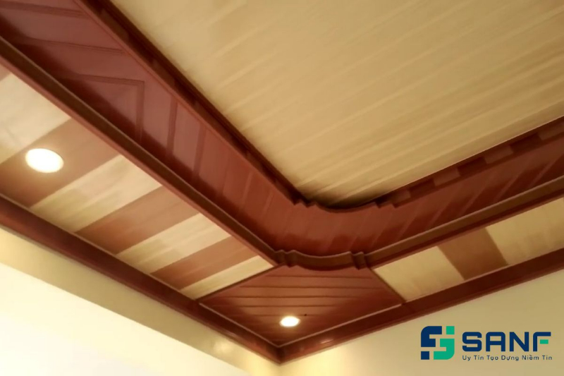 trần nhựa giật cấp đẹp - SanF