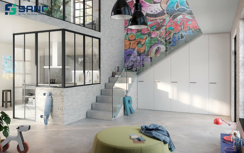 vách ngăn cầu thang bằng bê tông kết hợp im loại