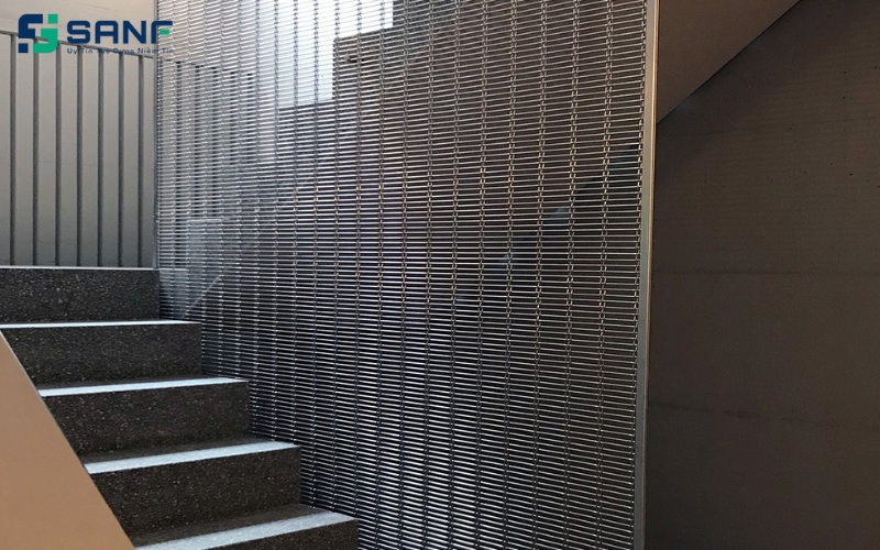 vách ngăn bằng lưới kim loại