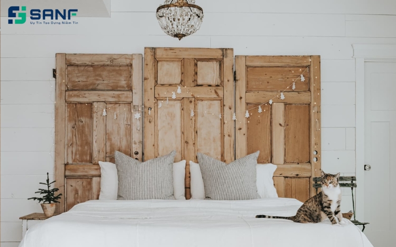 vách gỗ mộc mạc, tự nhiên