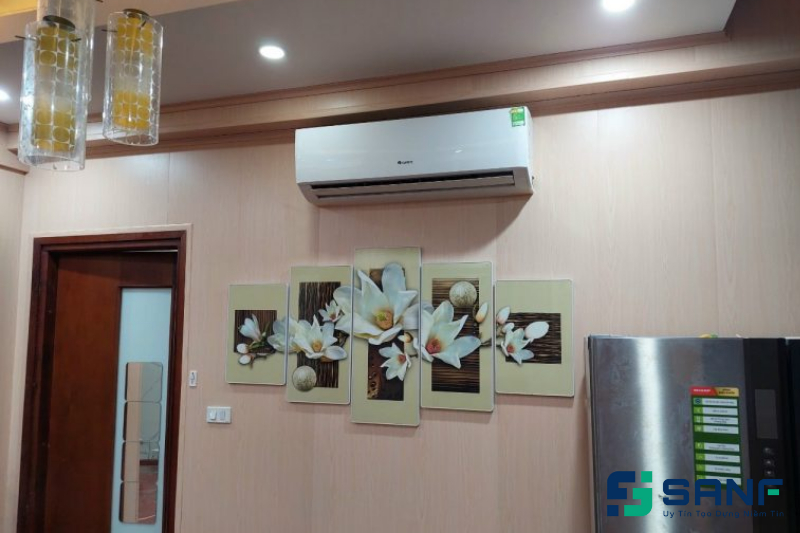 tấm nhựa giả gỗ ốp tường sang trọng