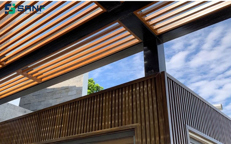 trần nan gỗ nhựa