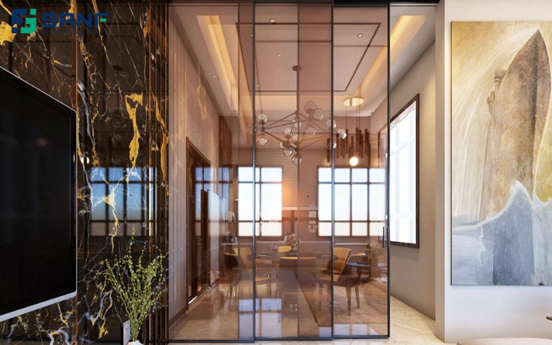 vách kính cường lực